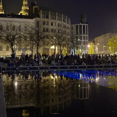 アパート Rainbow Pearl At St Stephen' S Basilica