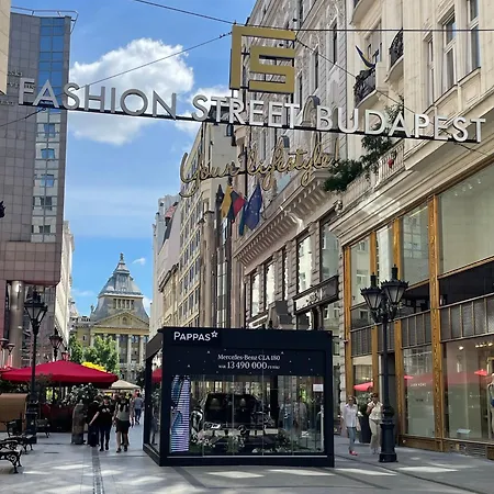 דירה Rainbow Pearl At St Stephen' S Basilica